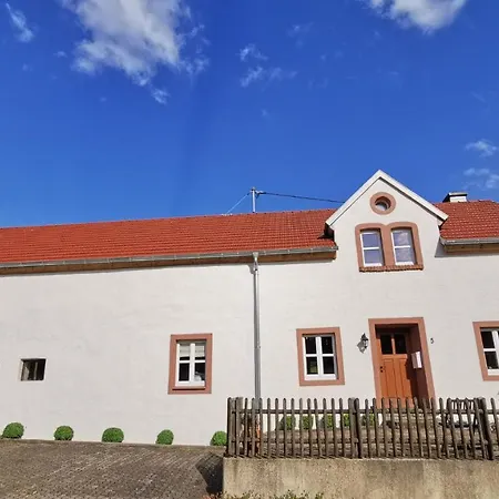 Vulkaneifel Loogh Holiday home *